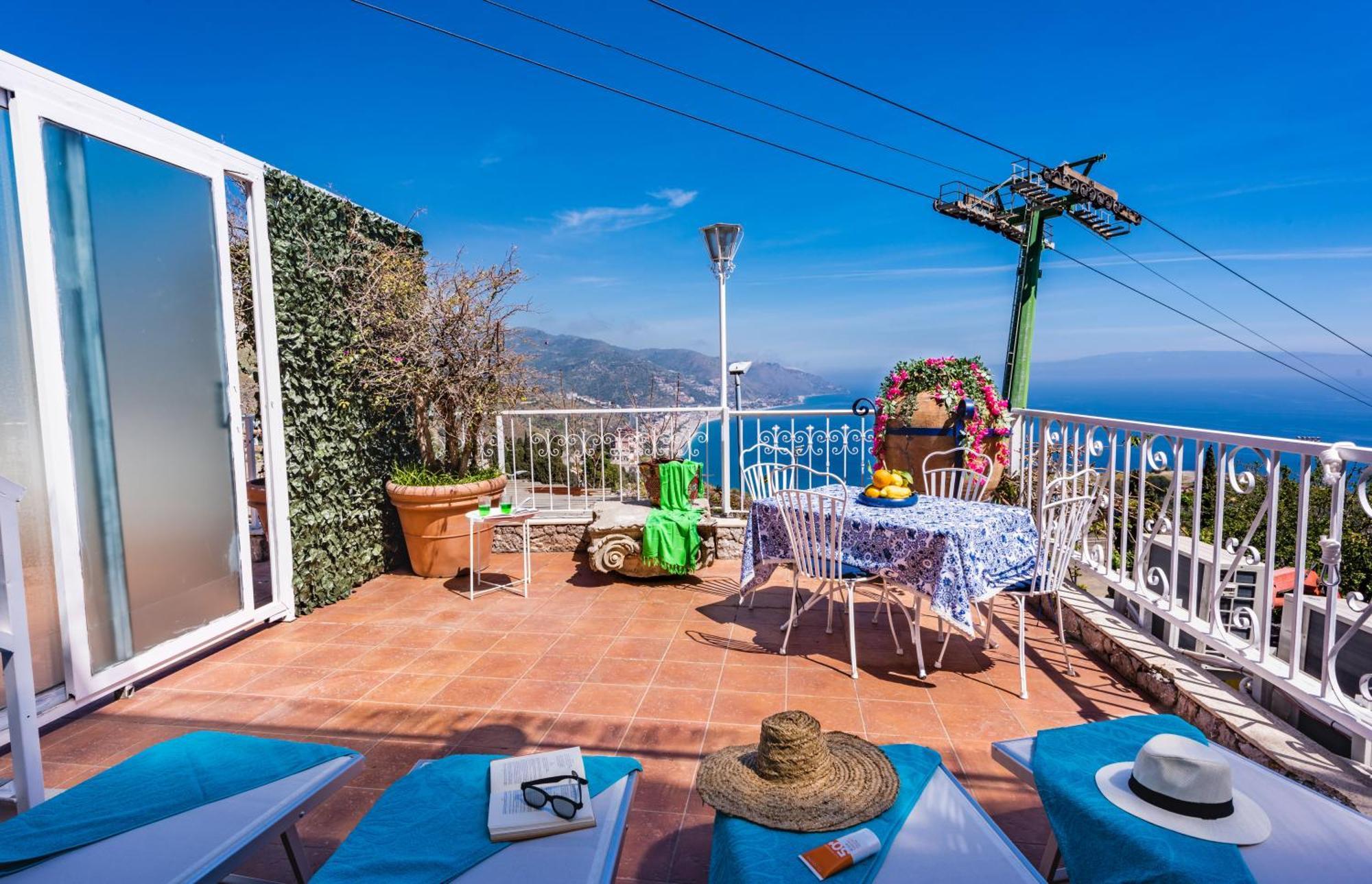 Dream View Suites تاورمينا المظهر الخارجي الصورة