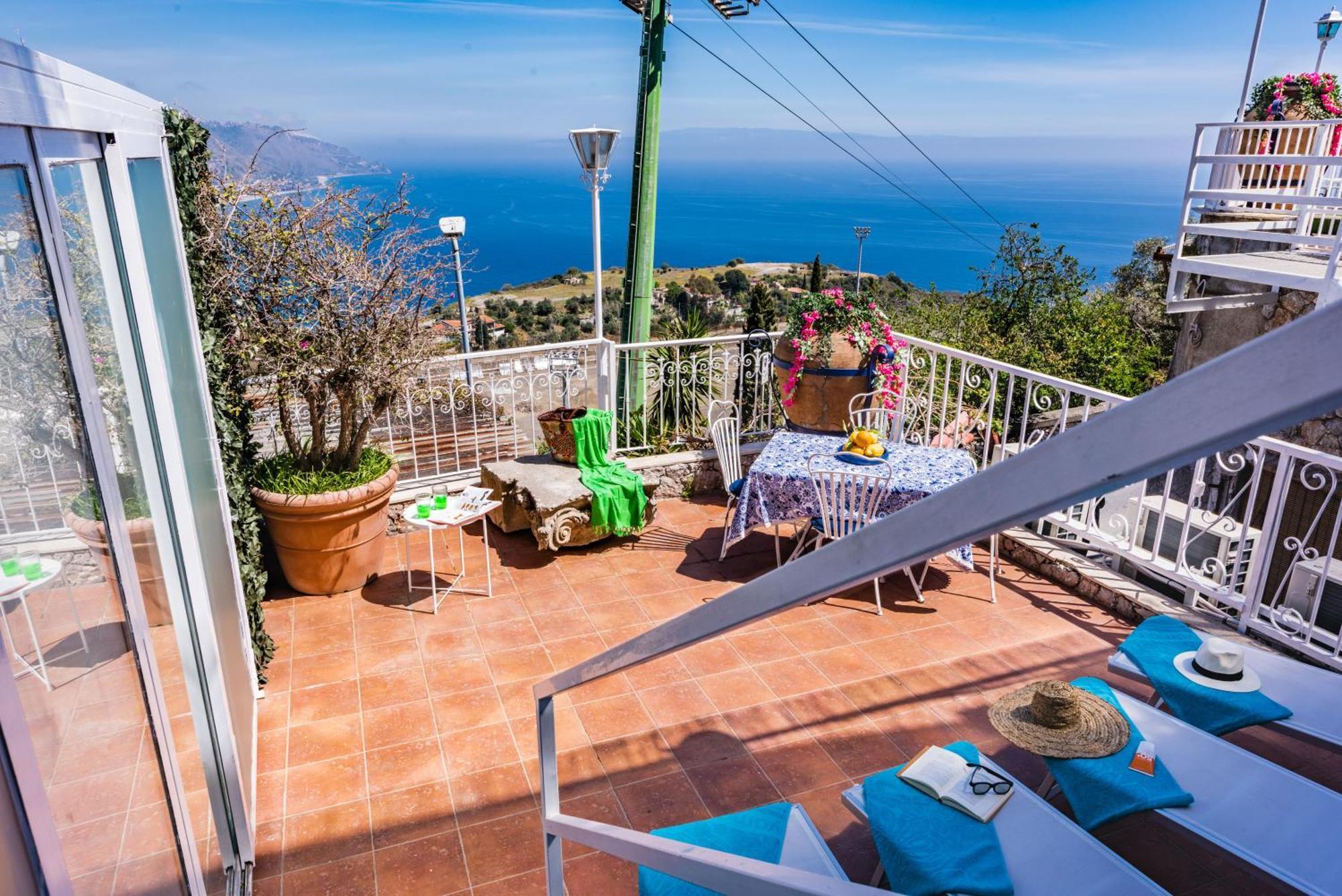Dream View Suites تاورمينا المظهر الخارجي الصورة