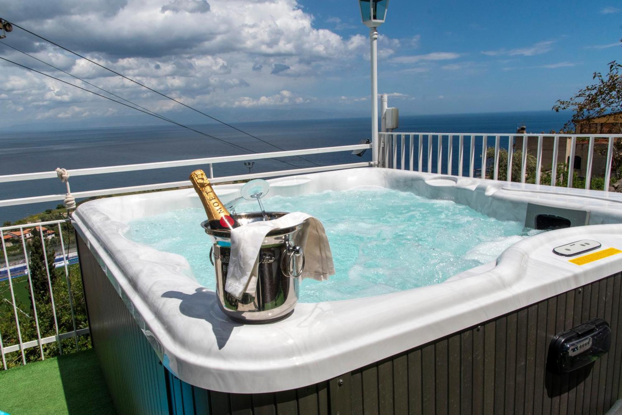 Dream View Suites تاورمينا المظهر الخارجي الصورة