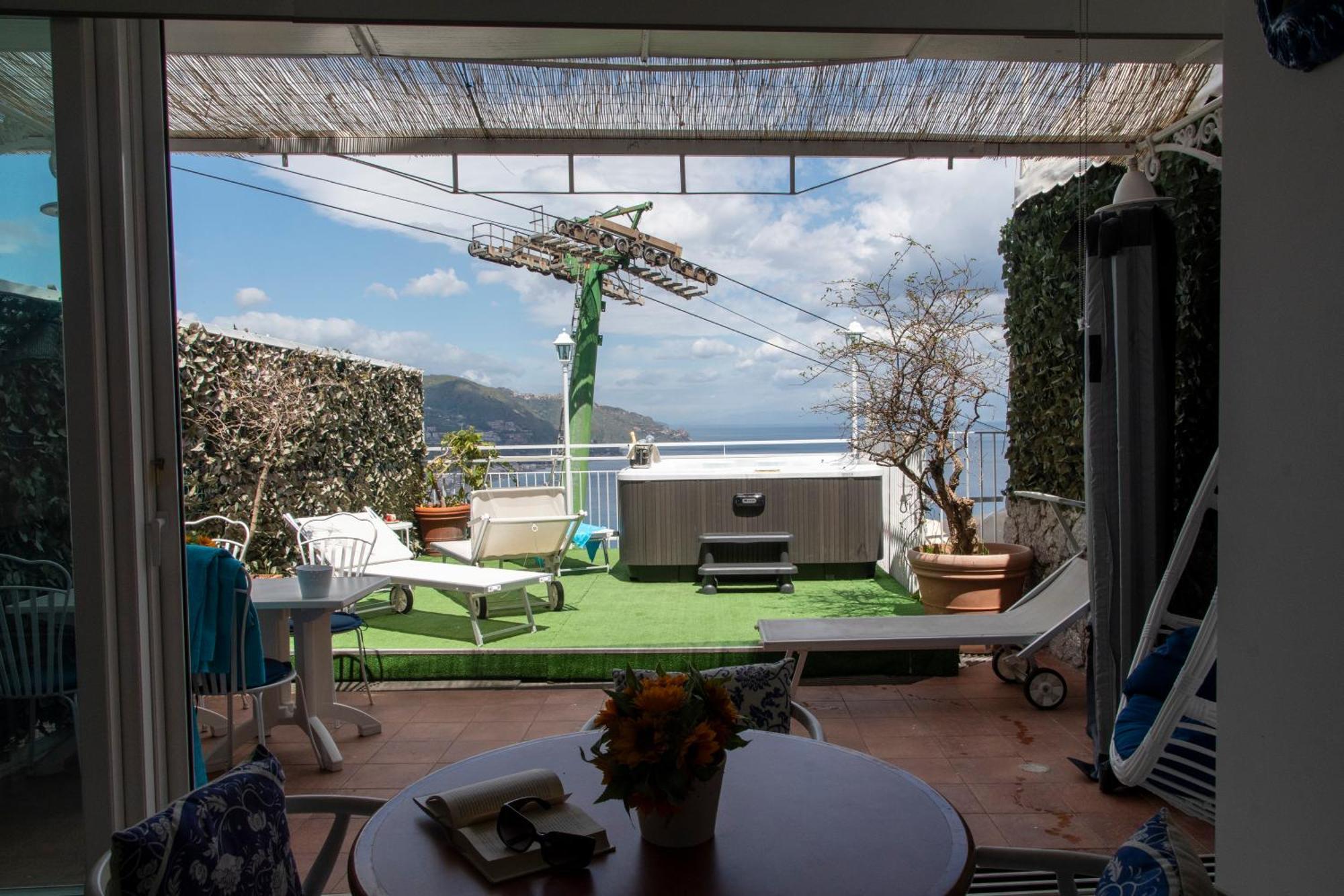 Dream View Suites تاورمينا المظهر الخارجي الصورة