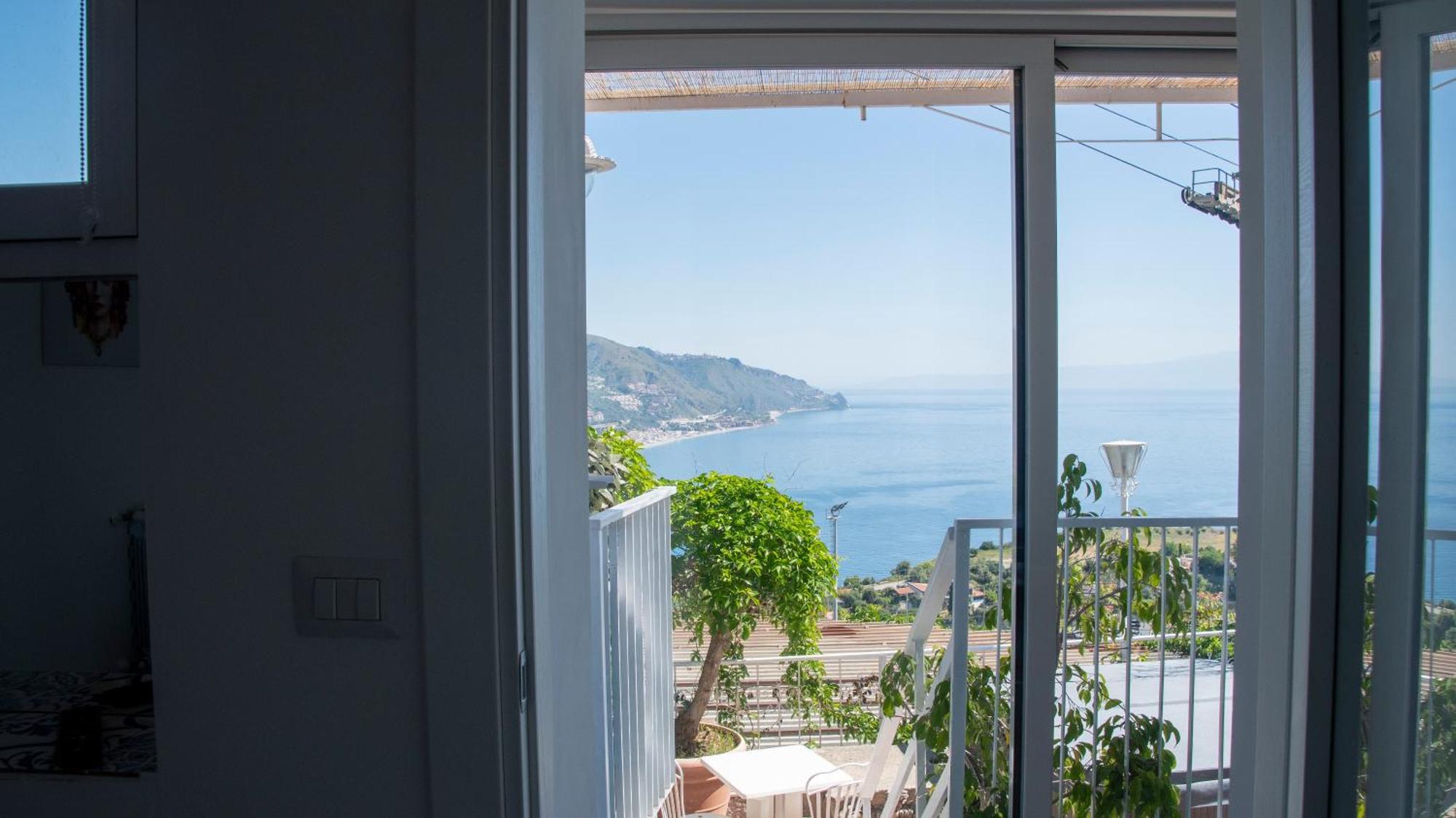 Dream View Suites تاورمينا المظهر الخارجي الصورة